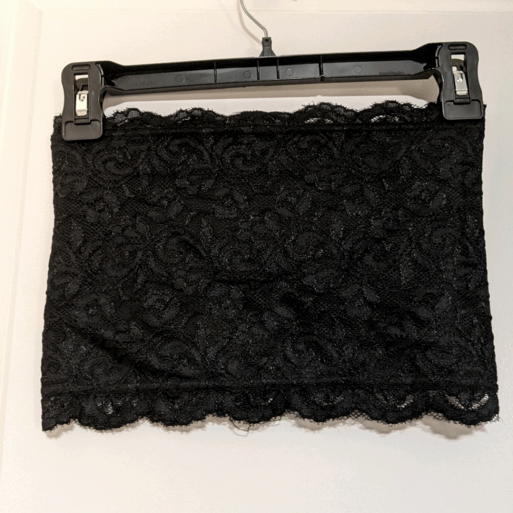 Black lace bandeau bralette NWOT - one size